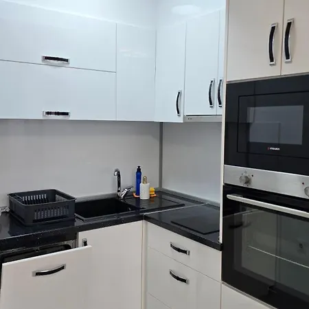Apartment White Magic *