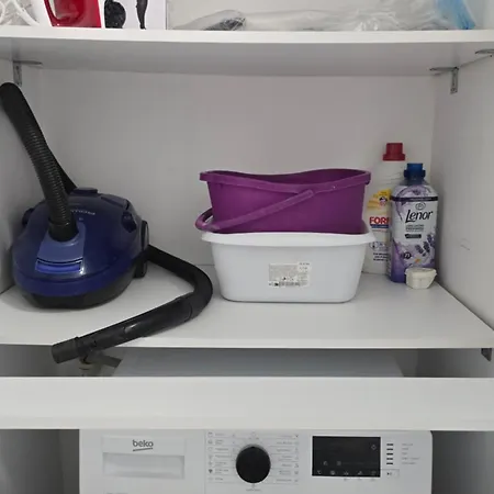 Apartment White Magic Warna